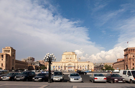 Площадь Республики